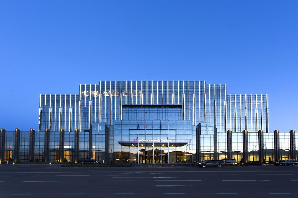 Отель & Preference Hualing Тбилиси