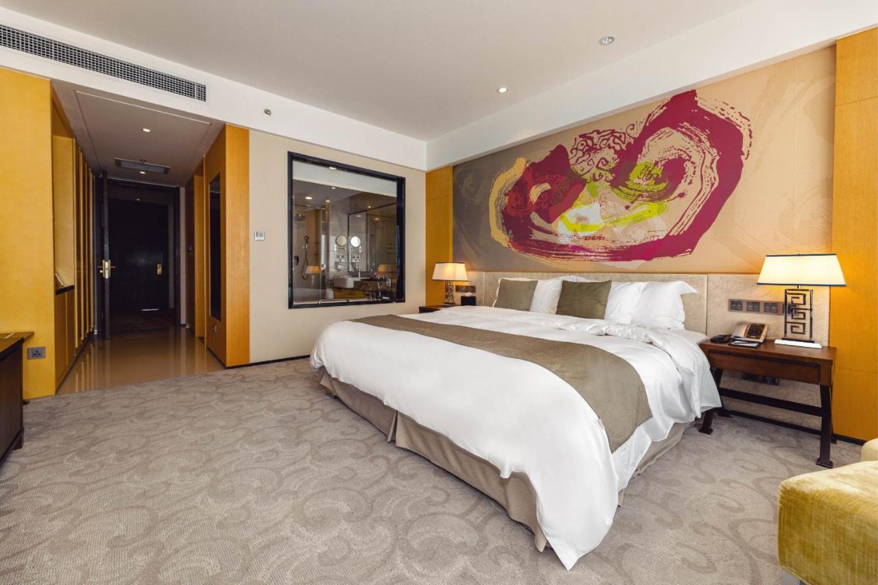 & Preference Hualing 5* Tbilisi