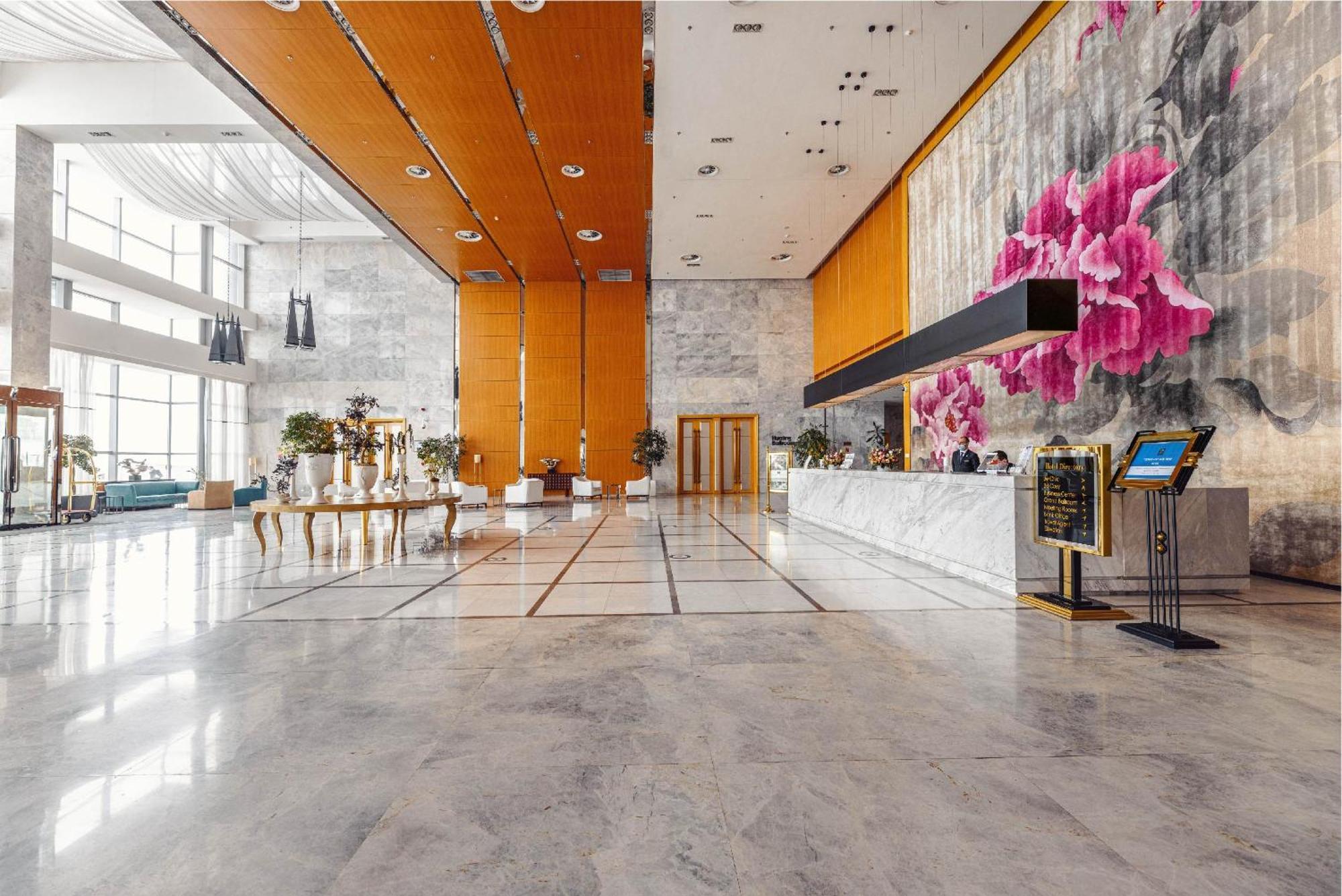 & Preference Hualing 5* Tbilisi