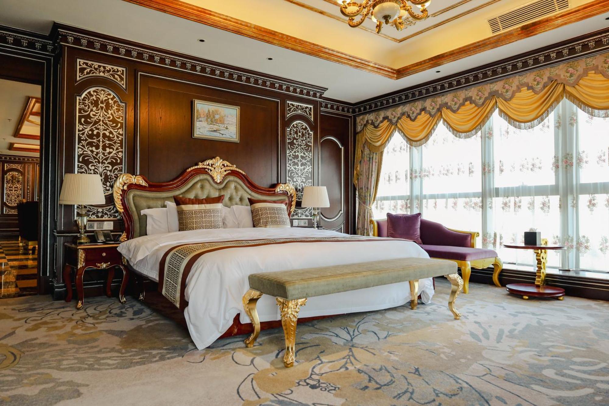 Hotel & Preference Hualing