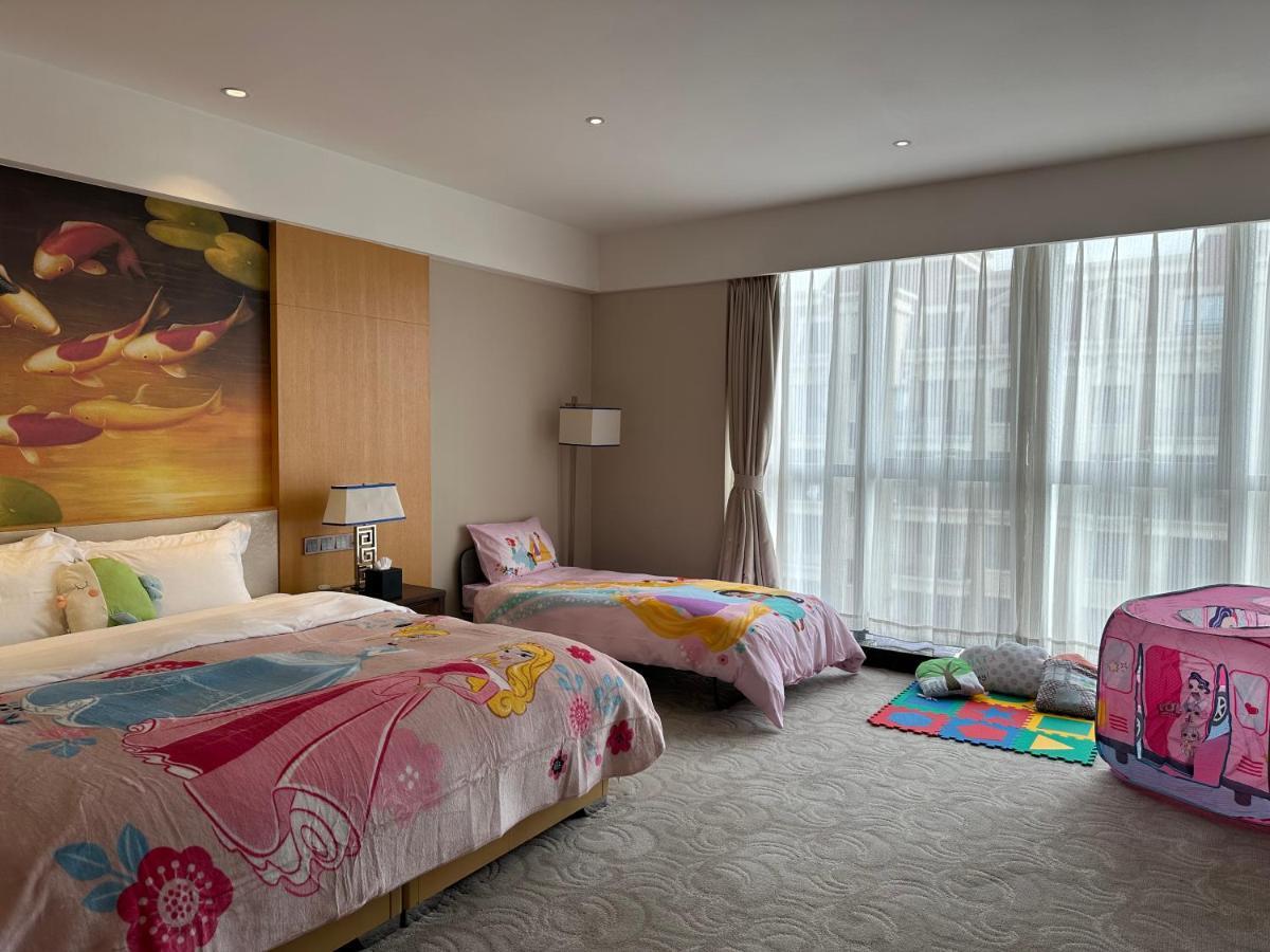 & Preference Hualing Otel Tiflis